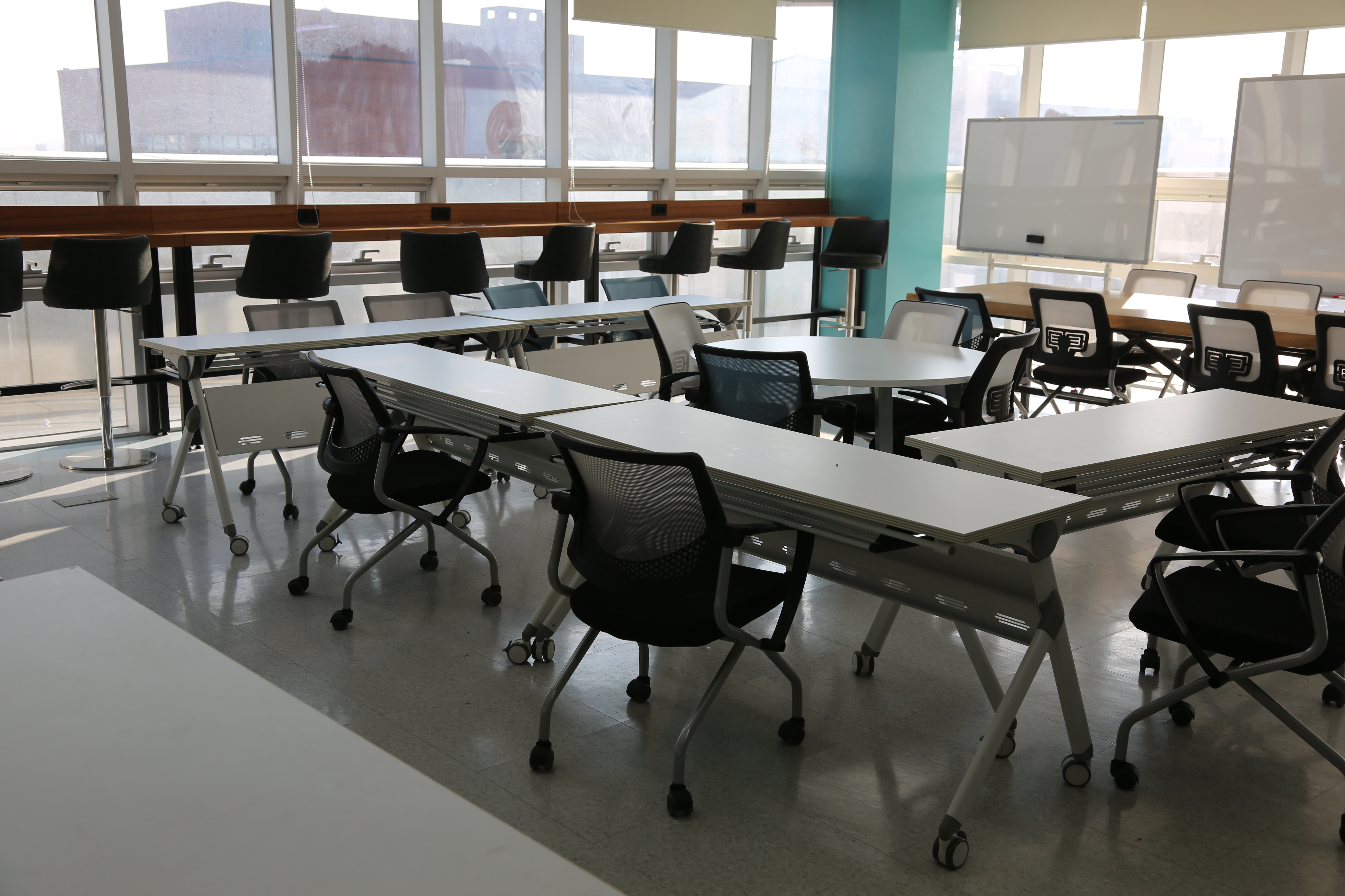 ※C.A.F.E ( Creative And Fun Education ) (산학협력관 4층 22405)(IMG_0481.JPG)